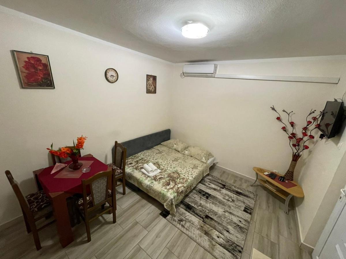 Apartmani Miro Требине Екстериор снимка
