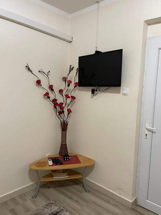 Apartmani Miro Требине Екстериор снимка